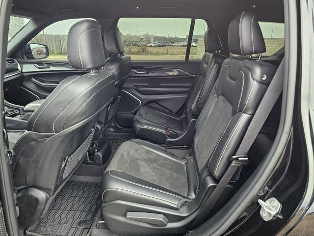 2022 Jeep Grand Cherokee L Altitude