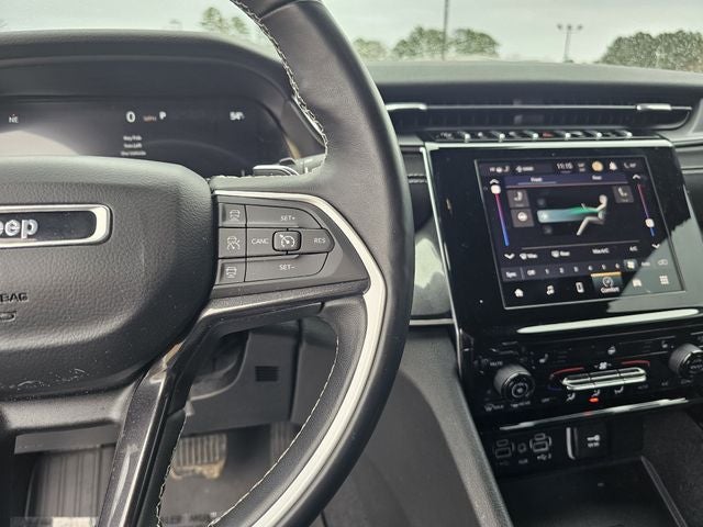 2022 Jeep Grand Cherokee L Altitude