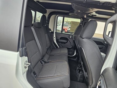 2024 Jeep Gladiator Mojave