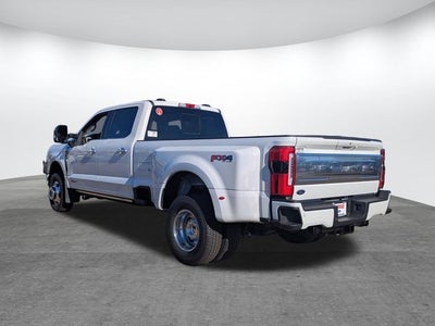 2026 Ford F-350SD Platinum DRW