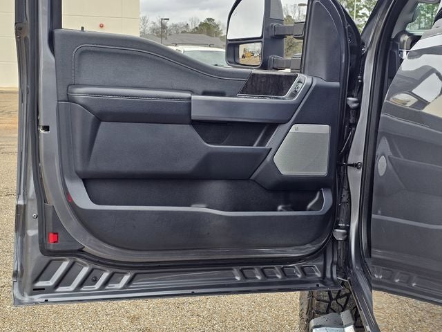 2023 Ford F-350SD Lariat