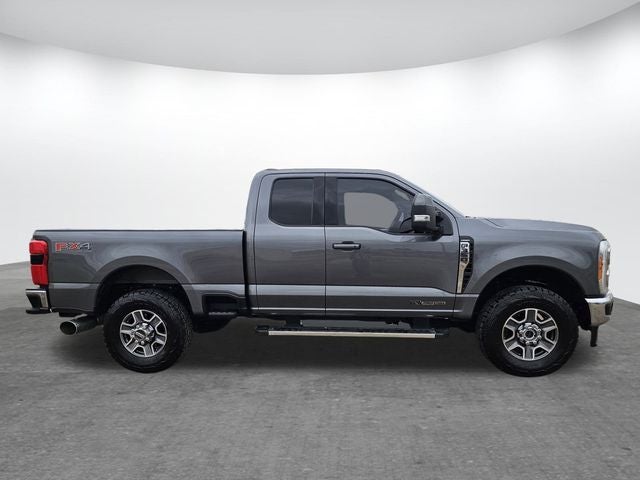 2023 Ford F-350SD Lariat