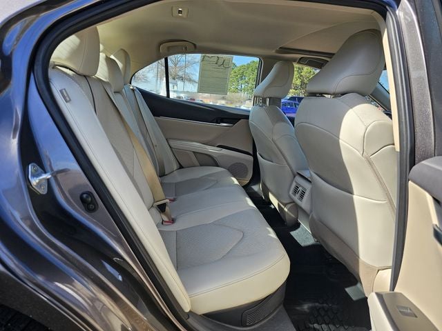 2023 Toyota Camry Hybrid XLE