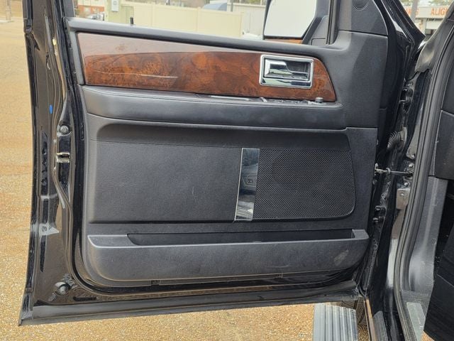 2016 Lincoln Navigator Select