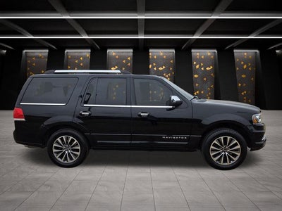 2016 Lincoln Navigator Select