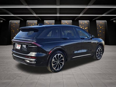 2024 Lincoln Nautilus Reserve