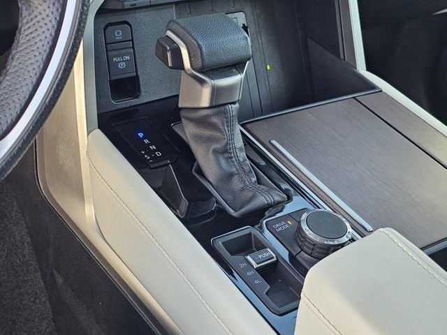 2023 Toyota Sequoia Capstone