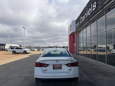 2024 Nissan Altima 2.0 SR