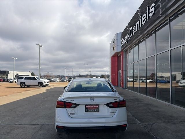 2024 Nissan Altima 2.0 SR