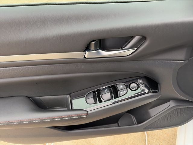 2024 Nissan Altima 2.0 SR