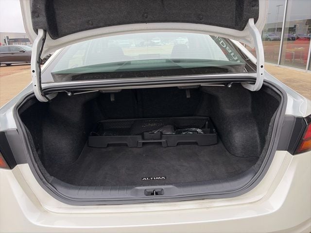 2024 Nissan Altima 2.0 SR