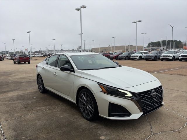 2024 Nissan Altima 2.0 SR