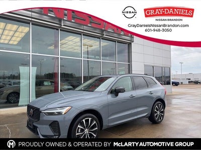 2023 Volvo XC60 B5 Plus Dark Theme