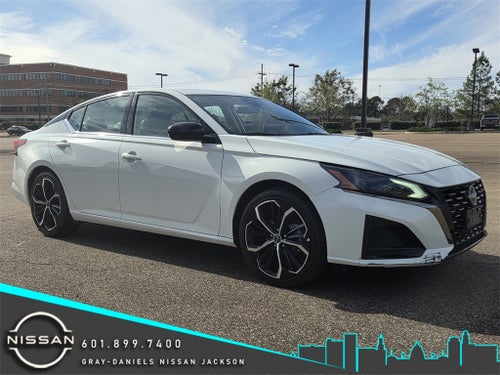 2025 Nissan Altima 2.5 SR