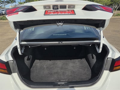 2025 Nissan Altima 2.5 SR