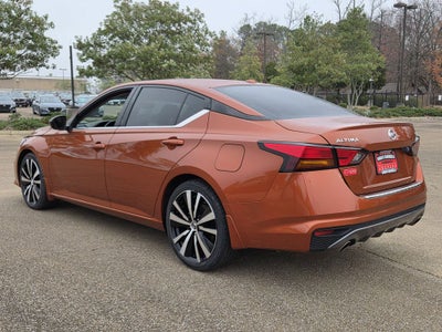 2022 Nissan Altima 2.5 SR