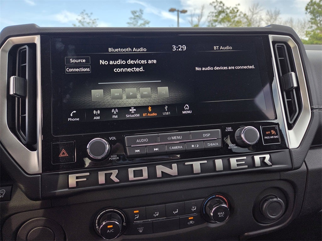 2025 Nissan Frontier SV