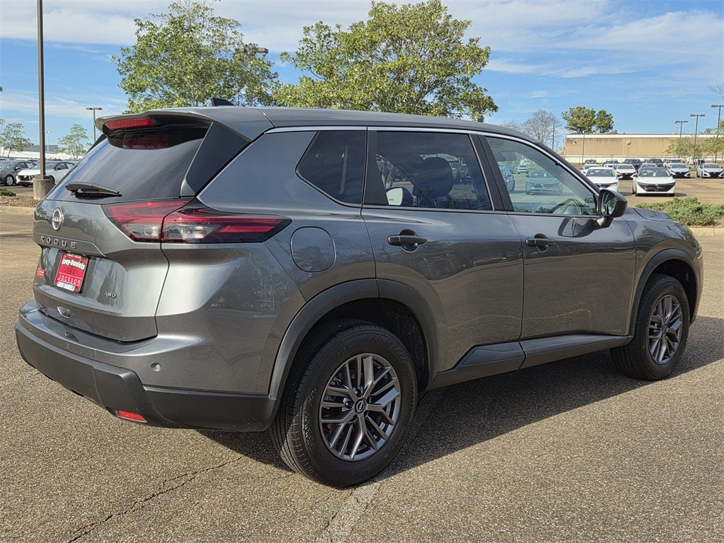 2025 Nissan Rogue S