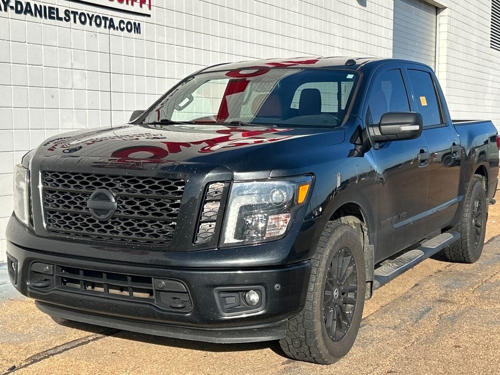 2019 Nissan Titan SV