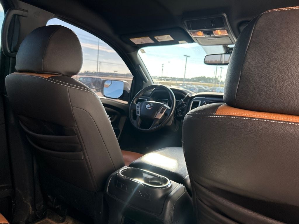2019 Nissan Titan SV