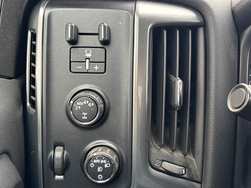 2017 Chevrolet Silverado 1500 LT LT2