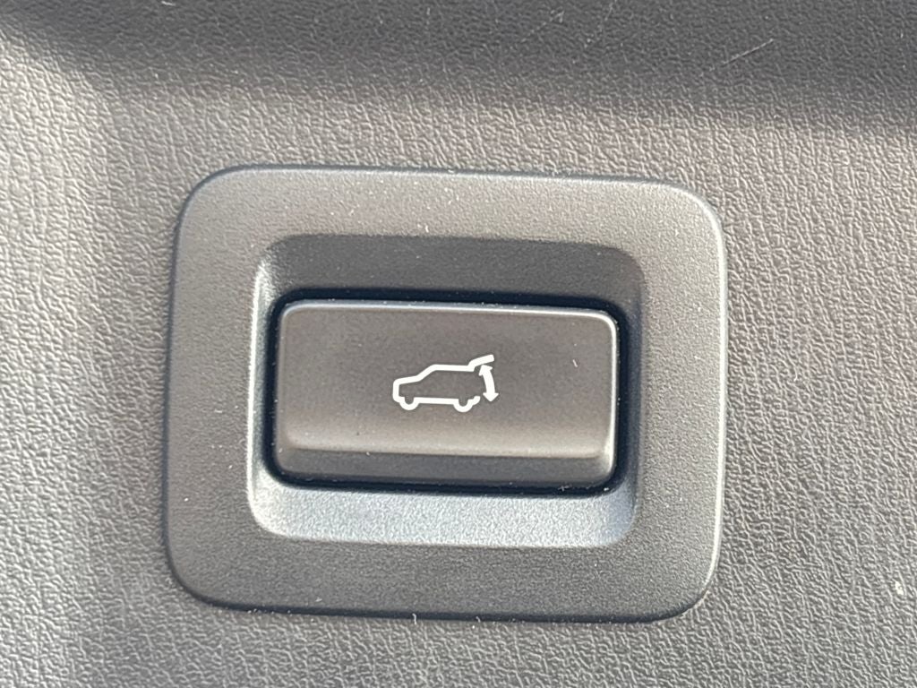 2022 Mazda Mazda CX-9 Carbon Edition