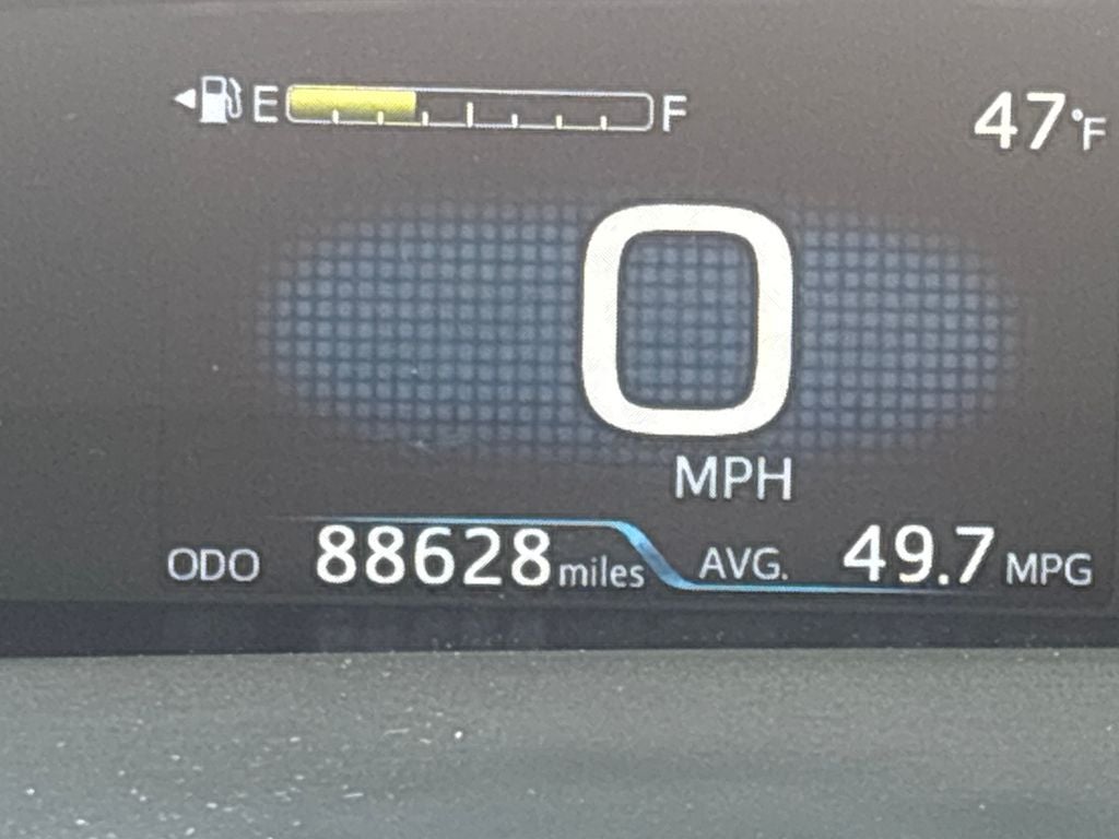 2022 Toyota Prius XLE