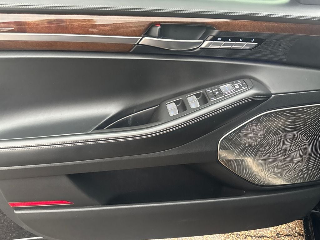 2017 Genesis G90 5.0 Ultimate