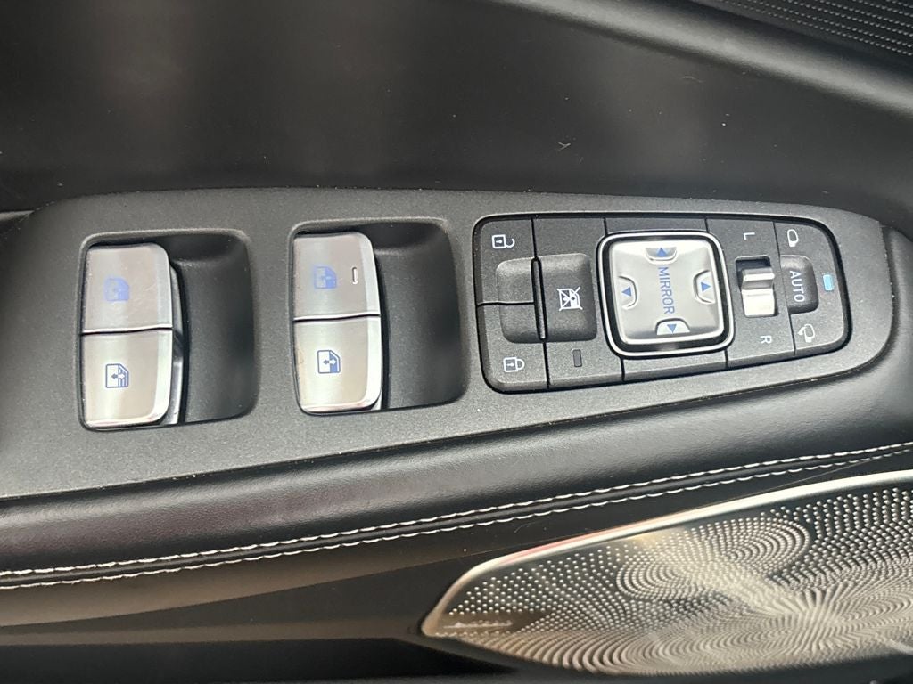 2017 Genesis G90 5.0 Ultimate