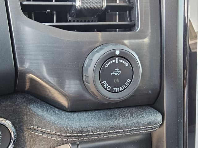 2025 Ford F-150 Lightning Flash™