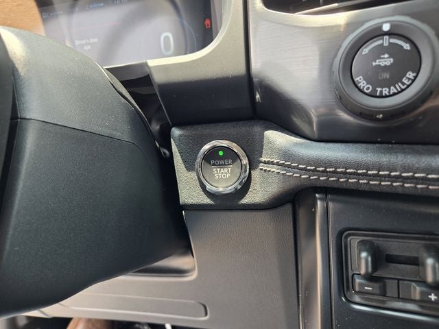 2025 Ford F-150 Lightning Flash™