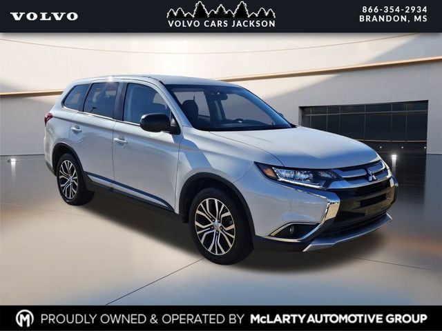 2018 Mitsubishi Outlander ES