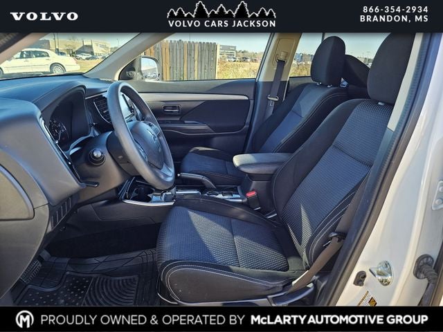 2018 Mitsubishi Outlander ES