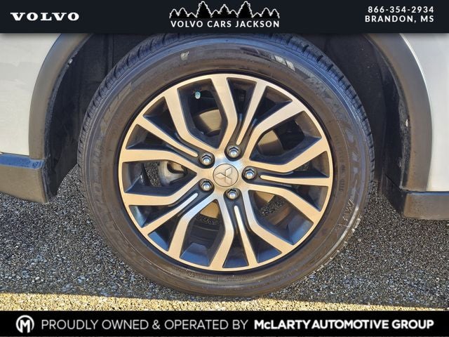 2018 Mitsubishi Outlander ES