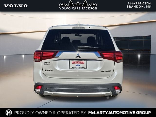 2018 Mitsubishi Outlander ES