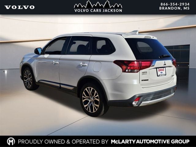 2018 Mitsubishi Outlander ES