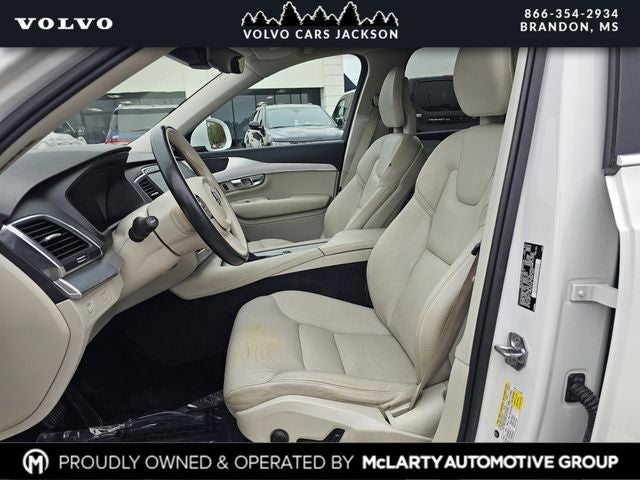 2018 Volvo XC90 T6 Momentum