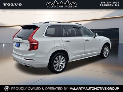 2018 Volvo XC90 T6 Momentum